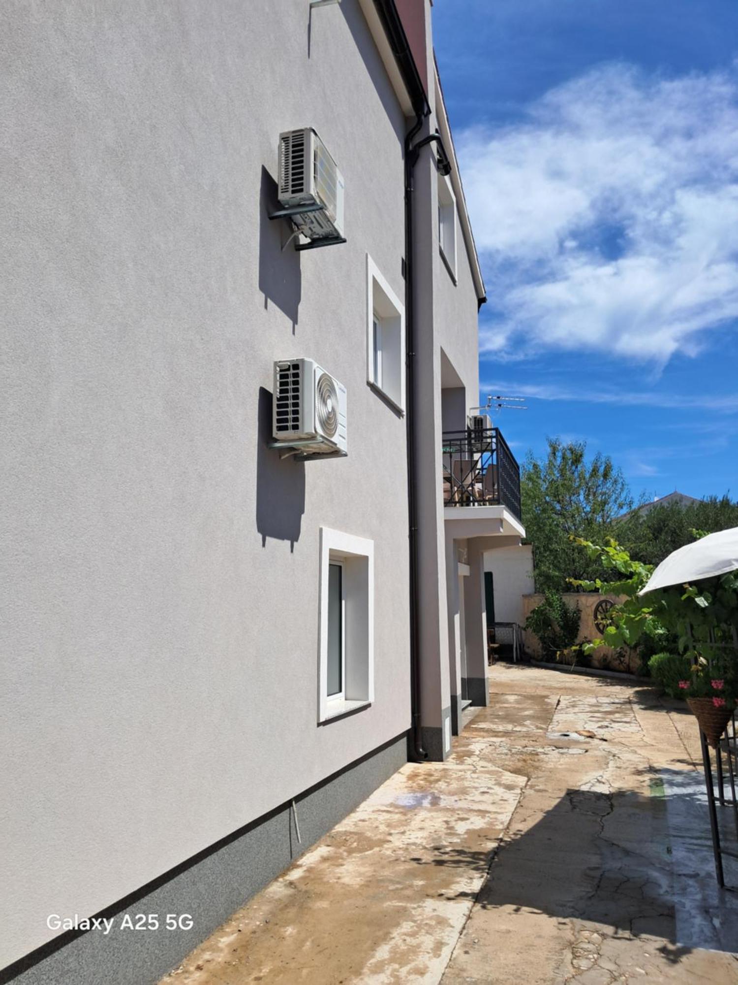 Apartments Tonci Tribalj Exteriér fotografie