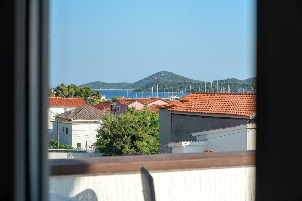 Apartments Tonci Tribalj Exteriér fotografie